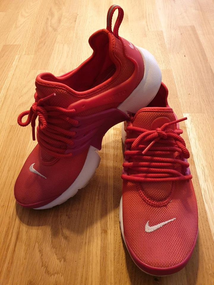 Air presto pink sale