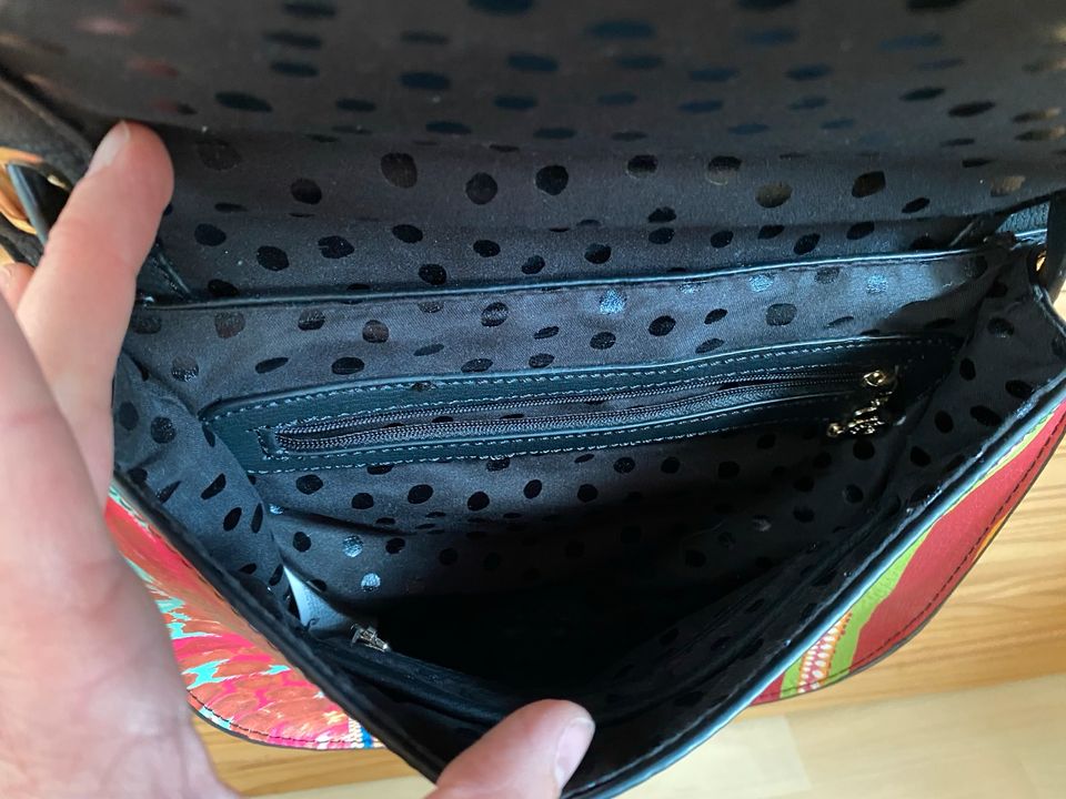 Desigual Handtasche Tasche in Eicklingen