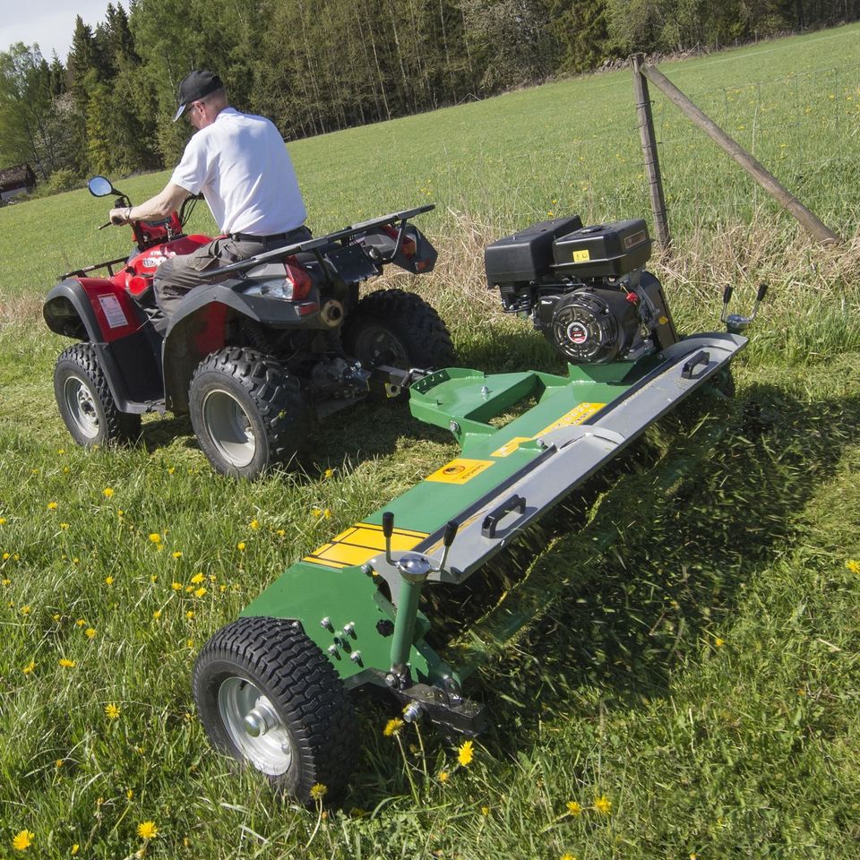 Rasenmäher Kantenmäher ATV 150cm XL Kleintraktor Mulcher in Berlin