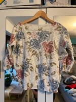 Damen Blumen Pullover Bayern - Zwiesel Vorschau