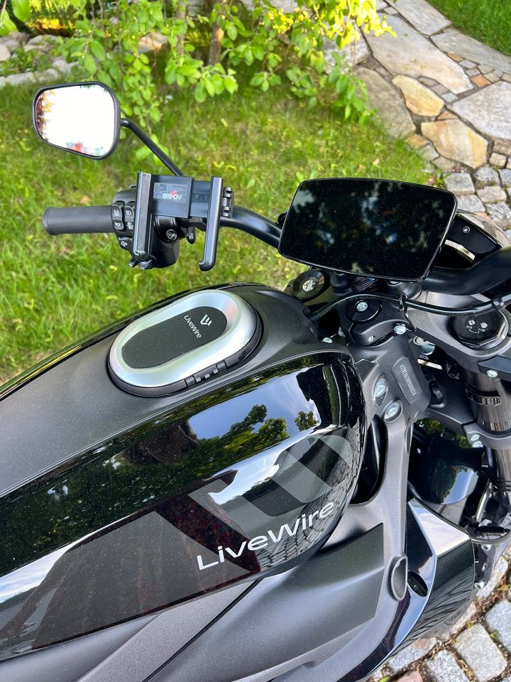 LiveWire ONE Elektrisches Motorrad in Ottobrunn