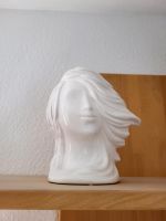 Schöner weißer Porzellanfrauenkopf Nordrhein-Westfalen - Herten Vorschau