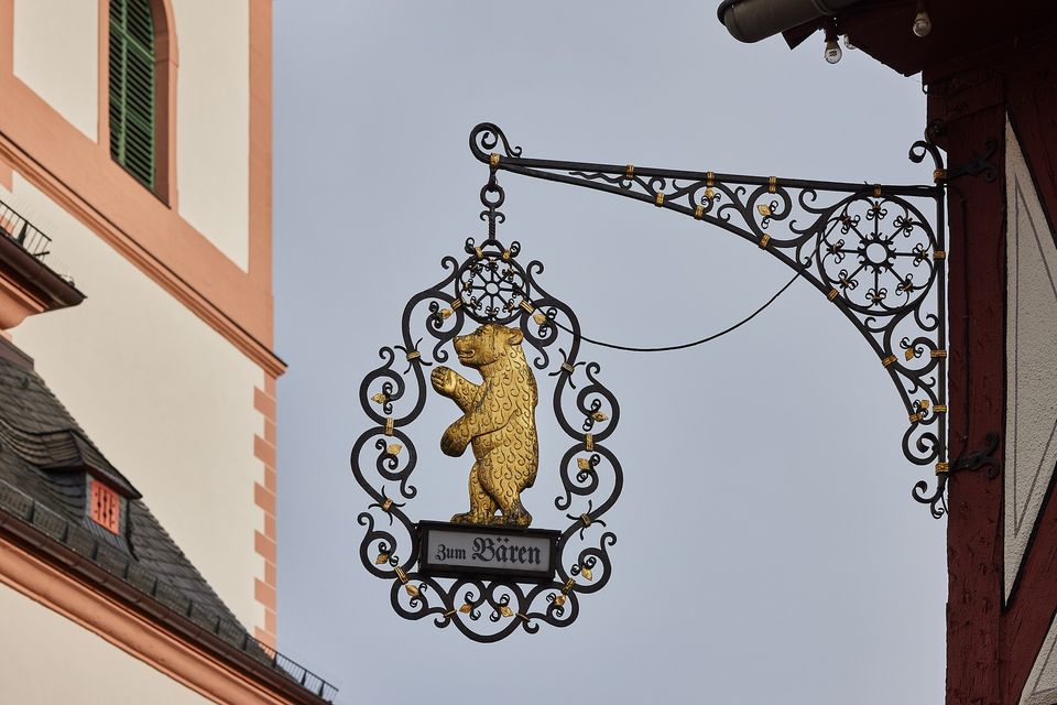 Patrizierhaus im Stadtkern, Nutzfläche 476m², Wohnung 2.OG, Gastronomie möglich 179m² in EG+1.OG in Erbach