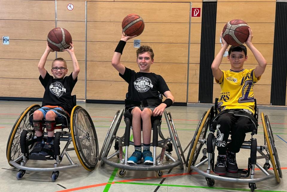 Biete Ottifanten - Sportifanten Edeka 2024 gegen eine Spende in Berlin