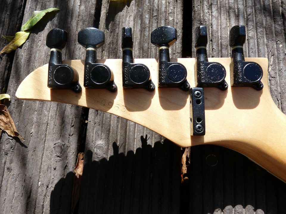 ⭐Gitarre VESTER Customshop SuperStrat Floyd Rose KOREA⭐aktive PU⭐ in Helmstadt-Bargen