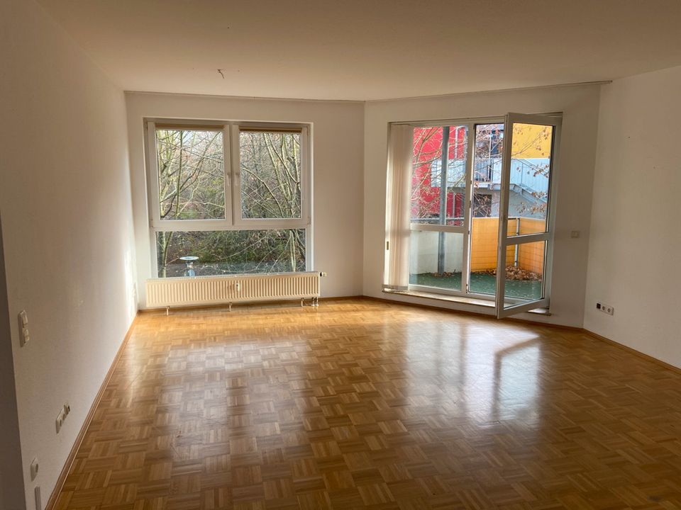 Gepflegte 2-Raum-Wohnung mit Balkon und Einbauküche in Lohfelden in Lohfelden