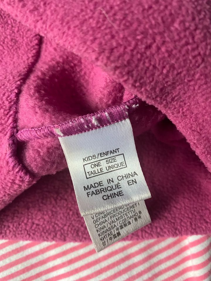 Jack Wolfskin Fleece Mütze rosa Mädchen One Size 128 in Frankfurt am Main