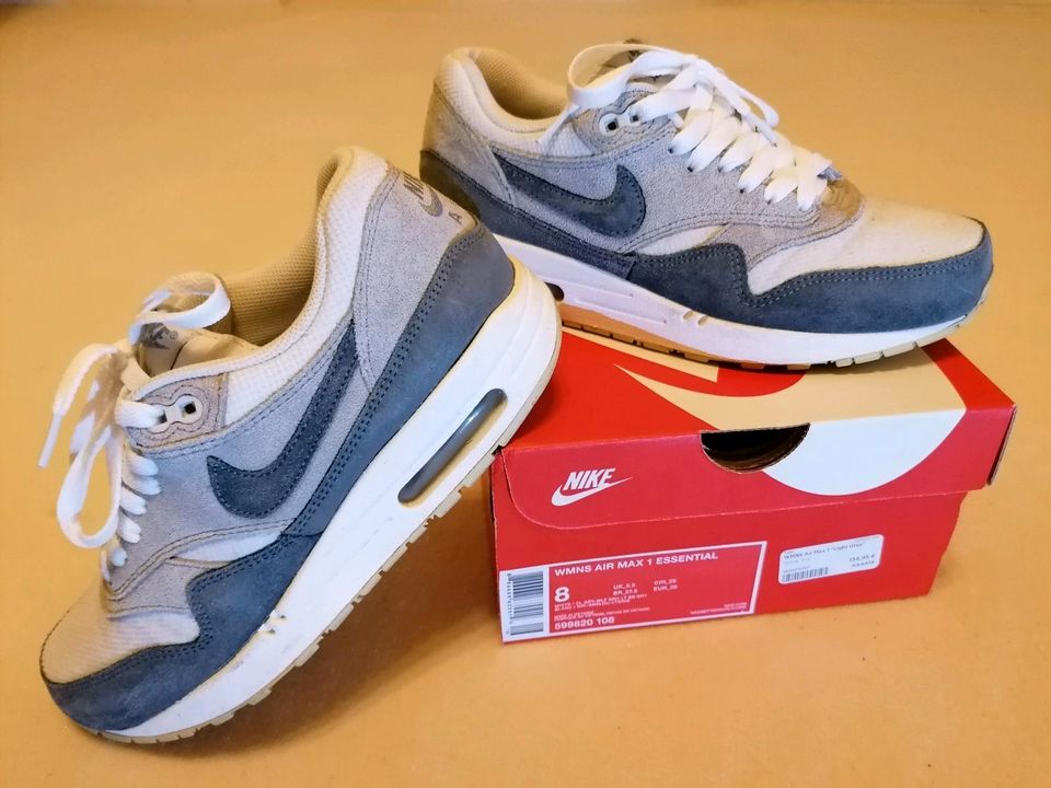 Nike Air Max 1 essential weiß grau Jordan 39 UK 5.5 in Rangsdorf