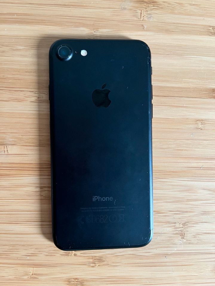 iPhone 7 128gb in Aachen