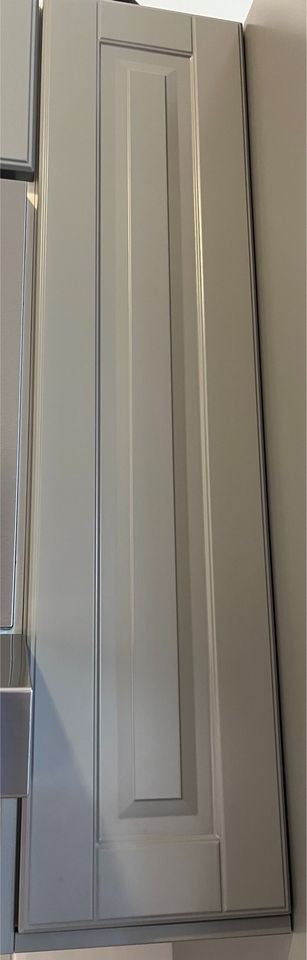 Ikea Metod Bodbyn grau 2x Tür 80x20cm in Bonn