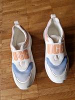 UGG Sneaker in weiß-farbig Bayern - Pfakofen Vorschau