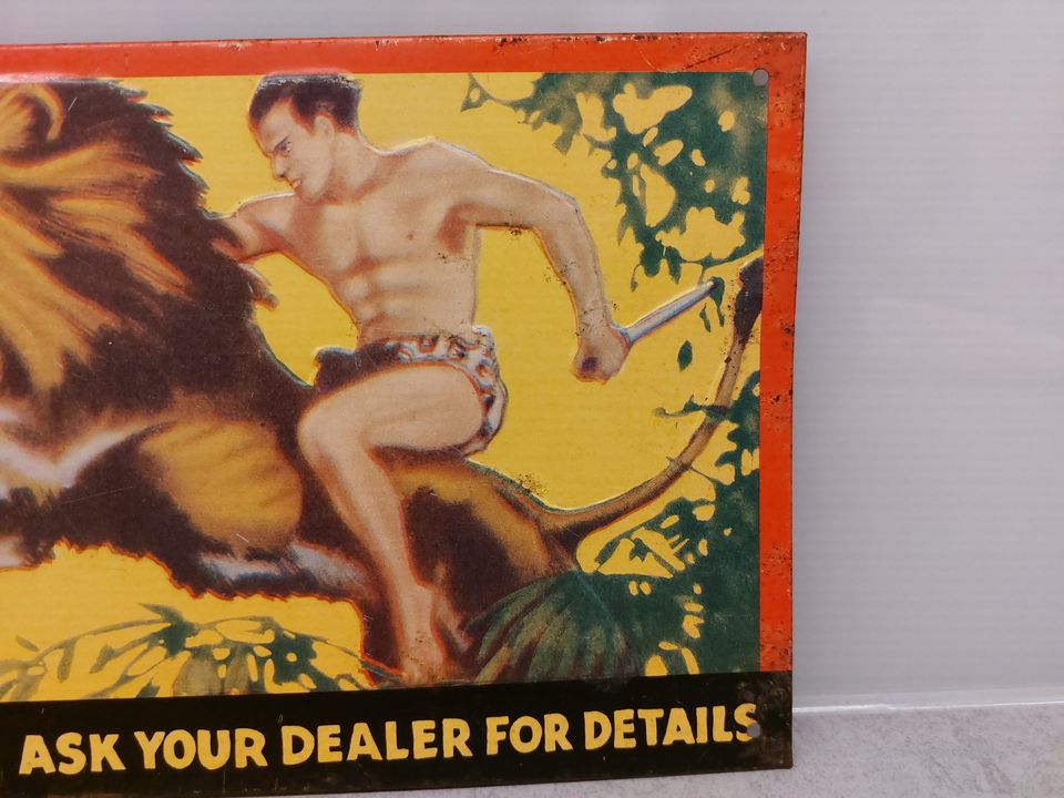 ALTES 1935 JAHRE BLECHSCHILD TARZAN USA WERBUNG MAN CAVE VINTAGE in Langenhagen