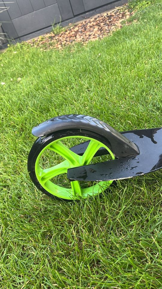 Big Wheel Roller für Kinder >6 Jahre grün/schwarz in Bruchköbel