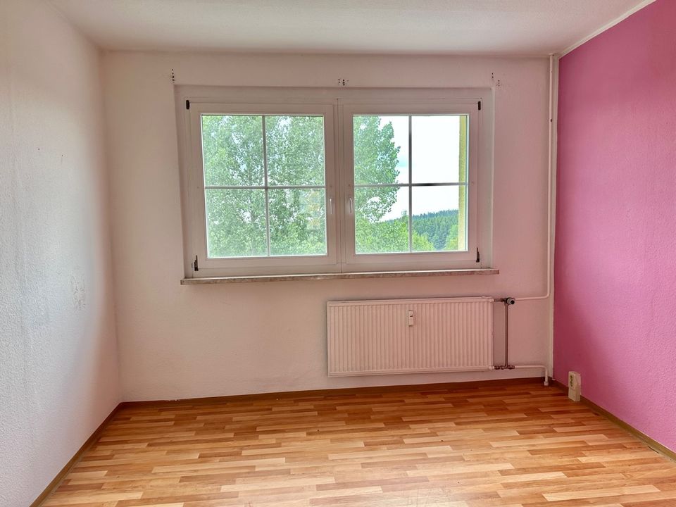 Kautionsfrei !! + 3 Kaltmieten frei // 4 Zimmer selbst gestalten // in Schöneck