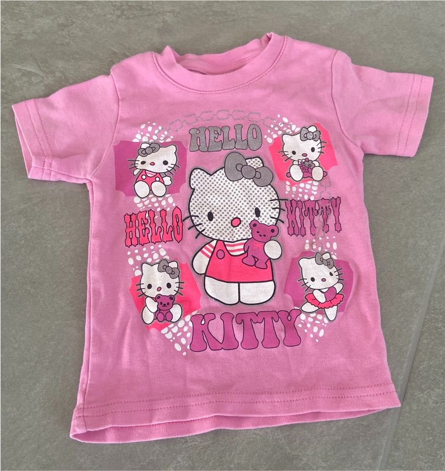 T-Shirt Mädchen Größe 92 / Hello Kitty in Kronburg