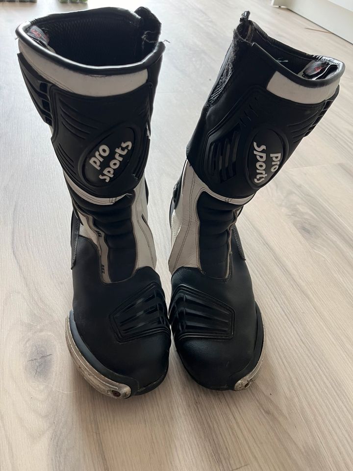 Pro Sports Motorradstiefel in Selters