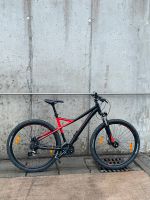 Rot/Schwarzes Mountainbike zu verkaufen Nordrhein-Westfalen - Brakel Vorschau