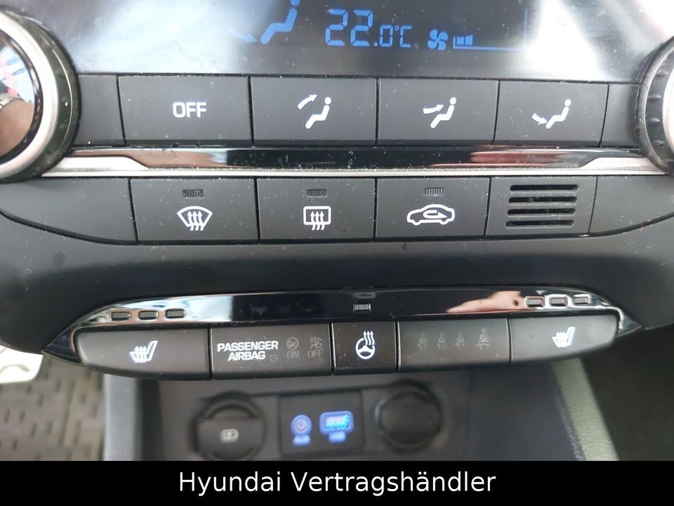 Hyundai i20 Active Trend/NAVI/1 Satz WR/Anhängekupplung in Dessau-Roßlau