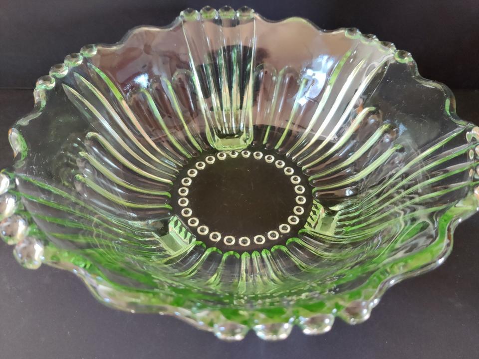 Vintage Schale Pressglas Obstschale Servierschale Art déco in Dörentrup