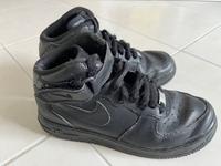 NIKE Air Force One Turnschuhe Kinder Größe 38 Hessen - Elbtal Vorschau