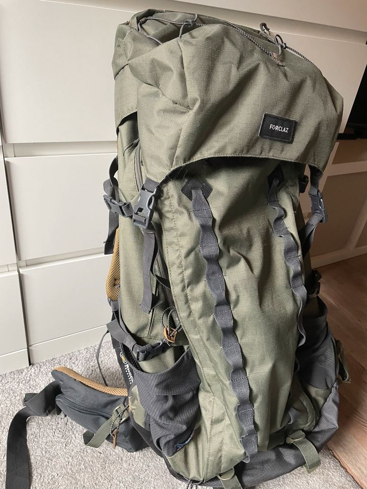 Forclaz Campingrucksack in Essen