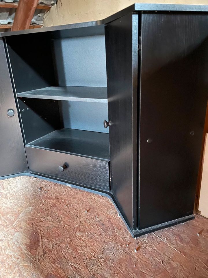 Eckschrank schwarz in Reinhardshagen