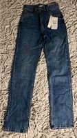 Bershka Jeans High Waist Straight neu Gr.34 Nordrhein-Westfalen - Ladbergen Vorschau