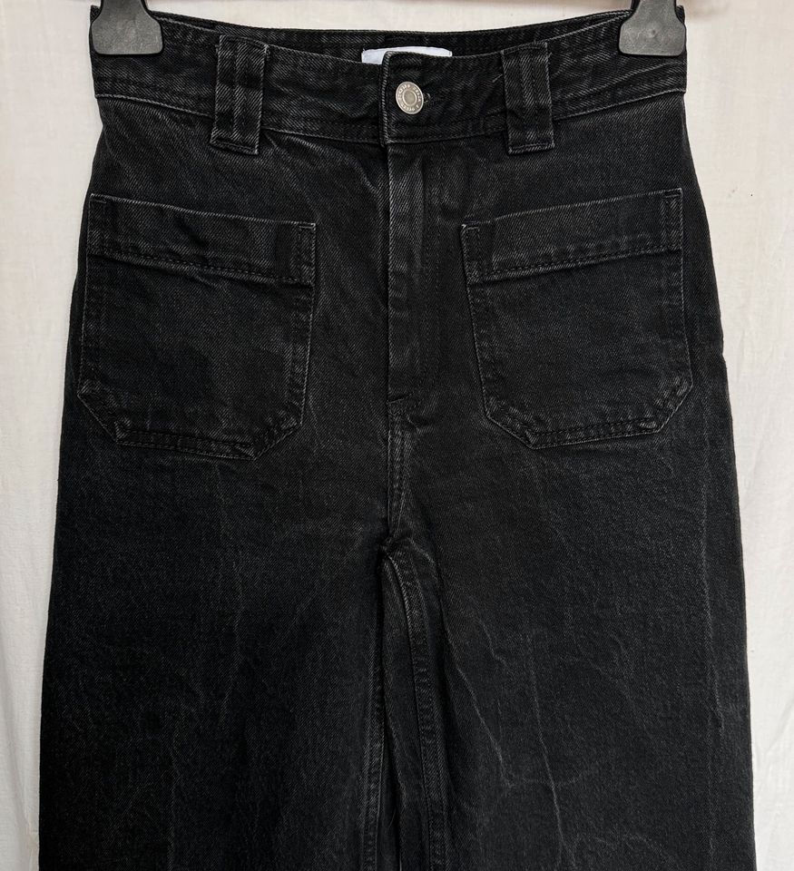 & Other Stories Jeans Straight Wide Leg Dunkelgrau Highwaist 34 in München