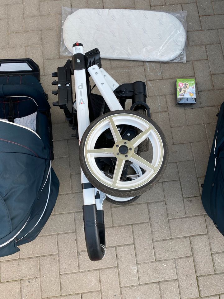 Hartan VIP Kombi Kinderwagen mit Römer Adapter in Hamburg