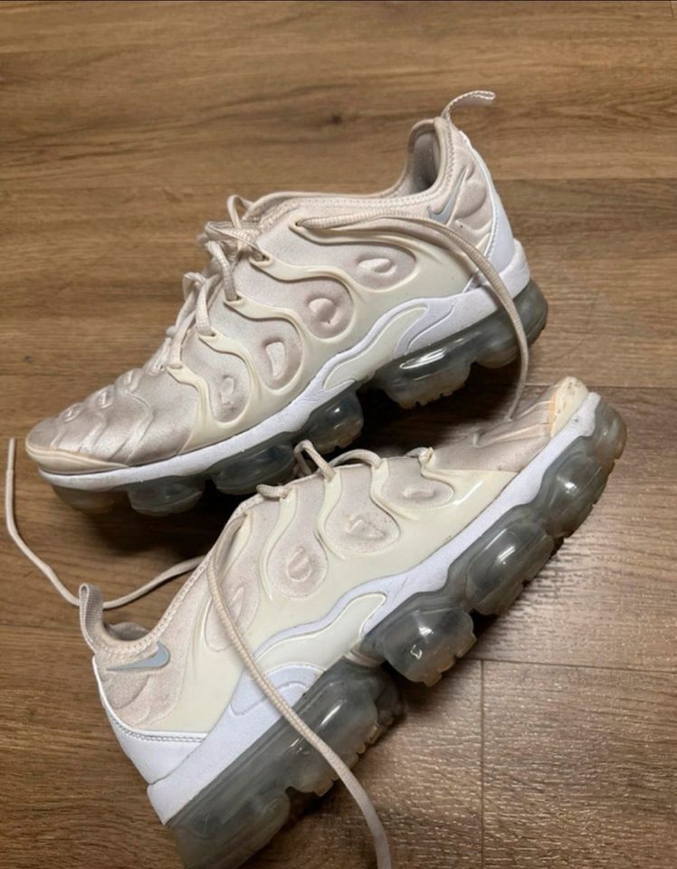 Nike AIR vapormax Plus - Sneaker low - white/ pure platinum in Wesseling