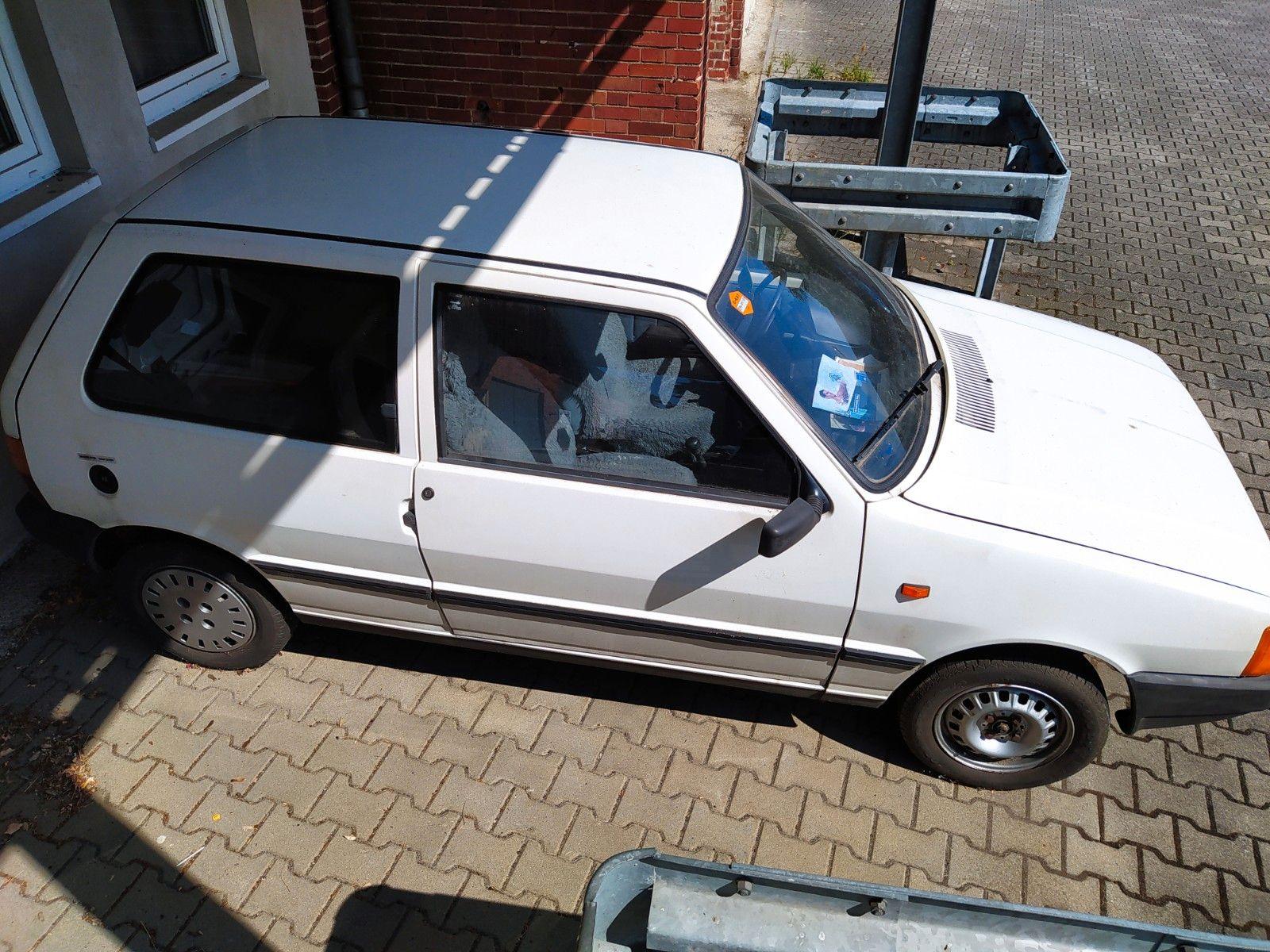 Abbildung des Autos Fiat Uno
