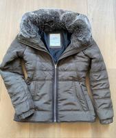S.Oliver - Q/S Jacke Steppjacke khaki Gr. M / 38 Nordrhein-Westfalen - Siegburg Vorschau