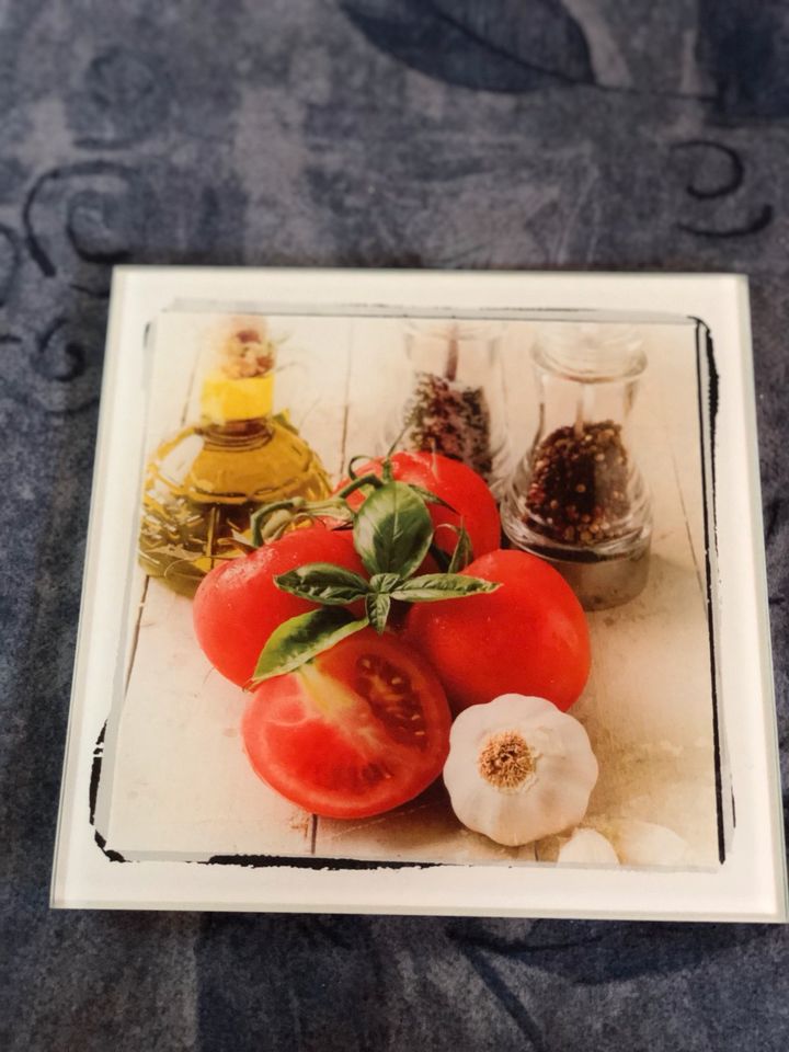 Glasbild mit Tomatenmotiv in Berlin