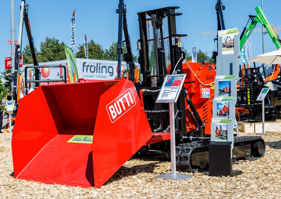 Kippmulde Kippcontainer Kippbehälter Stapler Reil & Eichinger in Nittenau