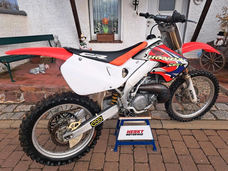 Honda CR 250 ccm 1998 2 Takt KX RM YZ in Meisdorf