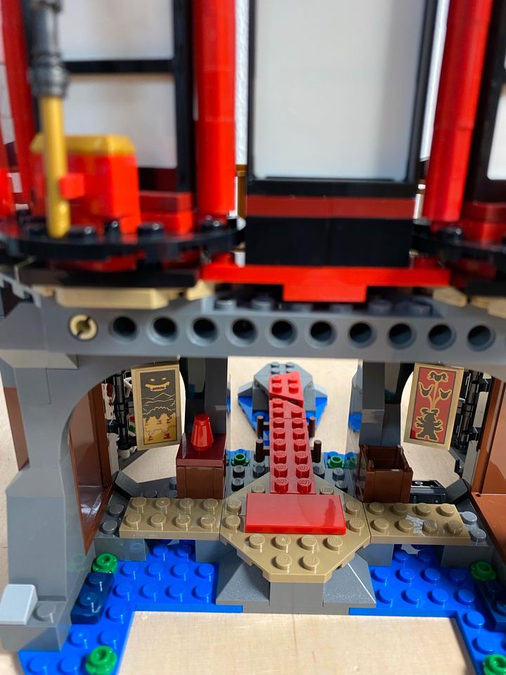 Lego 70643 Ninjago Tempel der Auferstehung in Kreuzau
