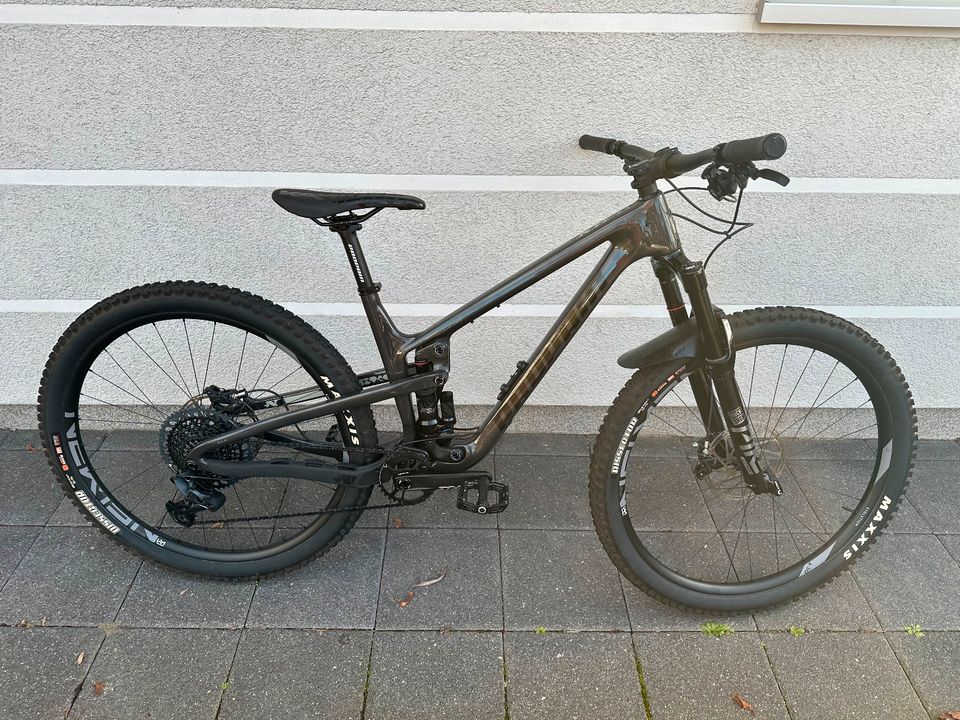 Propain Hugene 2 CF 29" in M mit RockShox Ultimate Fahrwerk in Viernheim