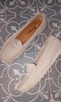 Slipper, Loafer beige, gr.37, Wildleder Slipper Hush Puppies München - Altstadt-Lehel Vorschau