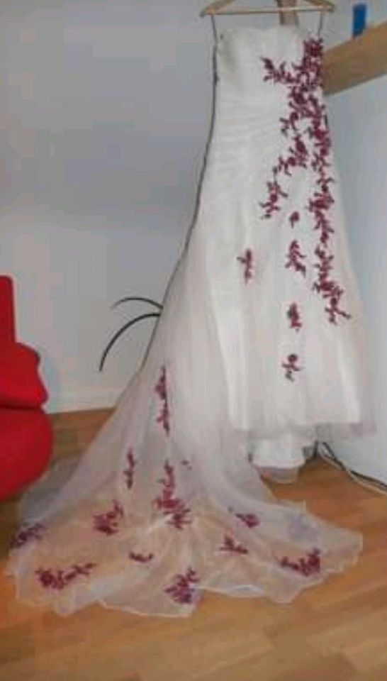 Brautkleid in Friedrichroda