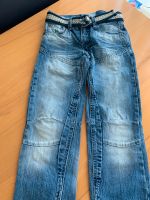 Schöne Jeans + Gürtel C&A Here + There, Gr. 140 / 146 - neuwertig Baden-Württemberg - Bietigheim-Bissingen Vorschau