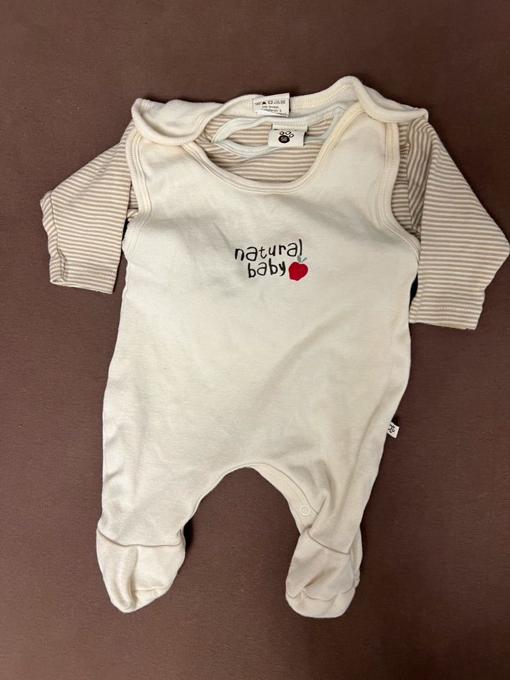 Babykleidung Hr. 50 56 62 68 Junge Unisex in Düsseldorf