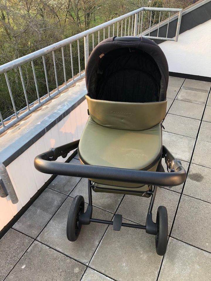 Kinderwagen Anex in Erpel