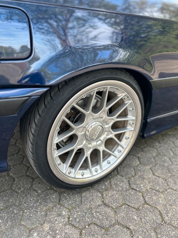 BMW E36 323i | neu Lackiert | KW V2 gepfeffert in Waldbüttelbrunn