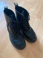 Dr. Martens schwarz Größe 40 neuwertig Bremen - Lehe Vorschau