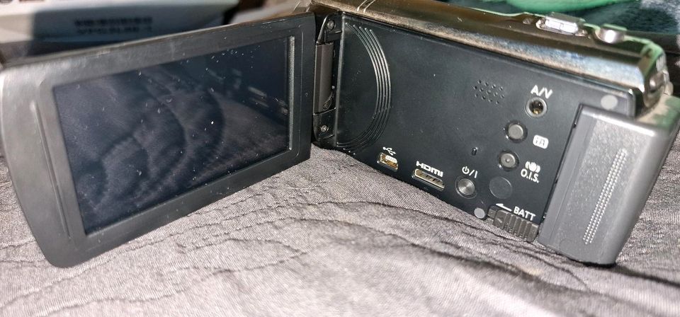 Panasonic Full HD HC-510 Camera in Aalen