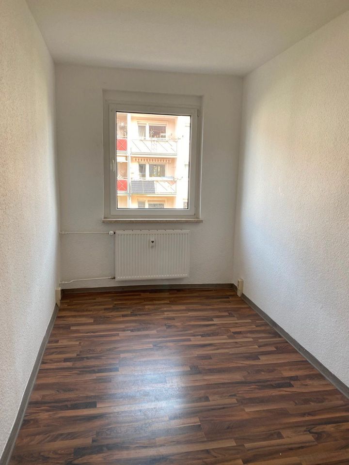 Helle 4 Zimmer Wohnung mit Balkon (810.2202) in Oranienbaum-Wörlitz