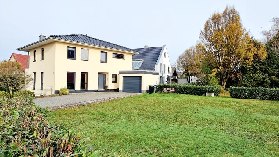 Hochwertiges Einfamilienhaus mit Einliegerwohnung Keine Käuferprovision! in Verl