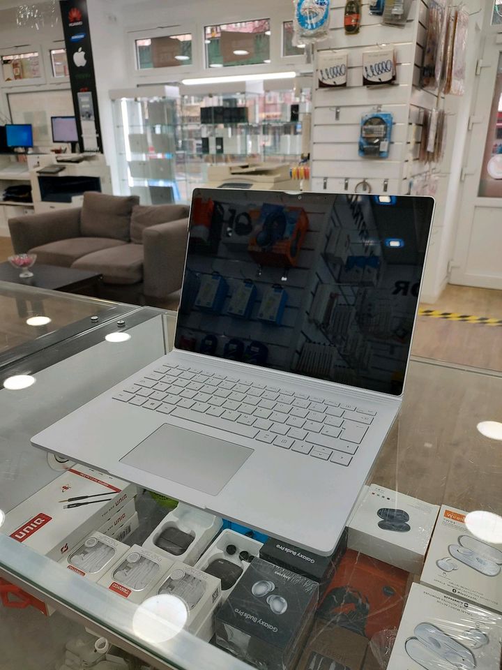 Zu Verkaufen Surface Book 3 /256GB SSD / Intel core i5-1035G7 in Berlin