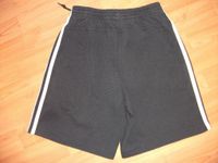 Sporthose Turnhose kurze Hose Adidas Gr. 140 Niedersachsen - Cappeln (Oldenburg) Vorschau