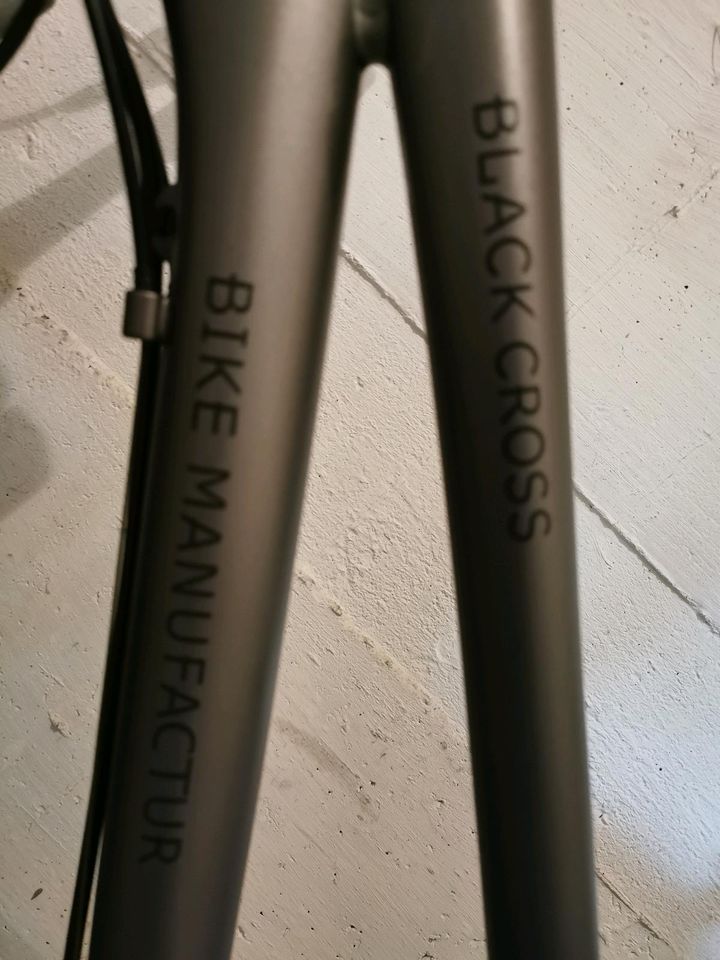 Bike Manufaktur Black Cross Damen Fahrrad in Regensburg